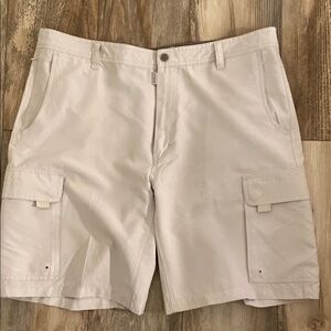 NWOT Magellan Outdoors Tan Cargo Shorts with Flat Front Design